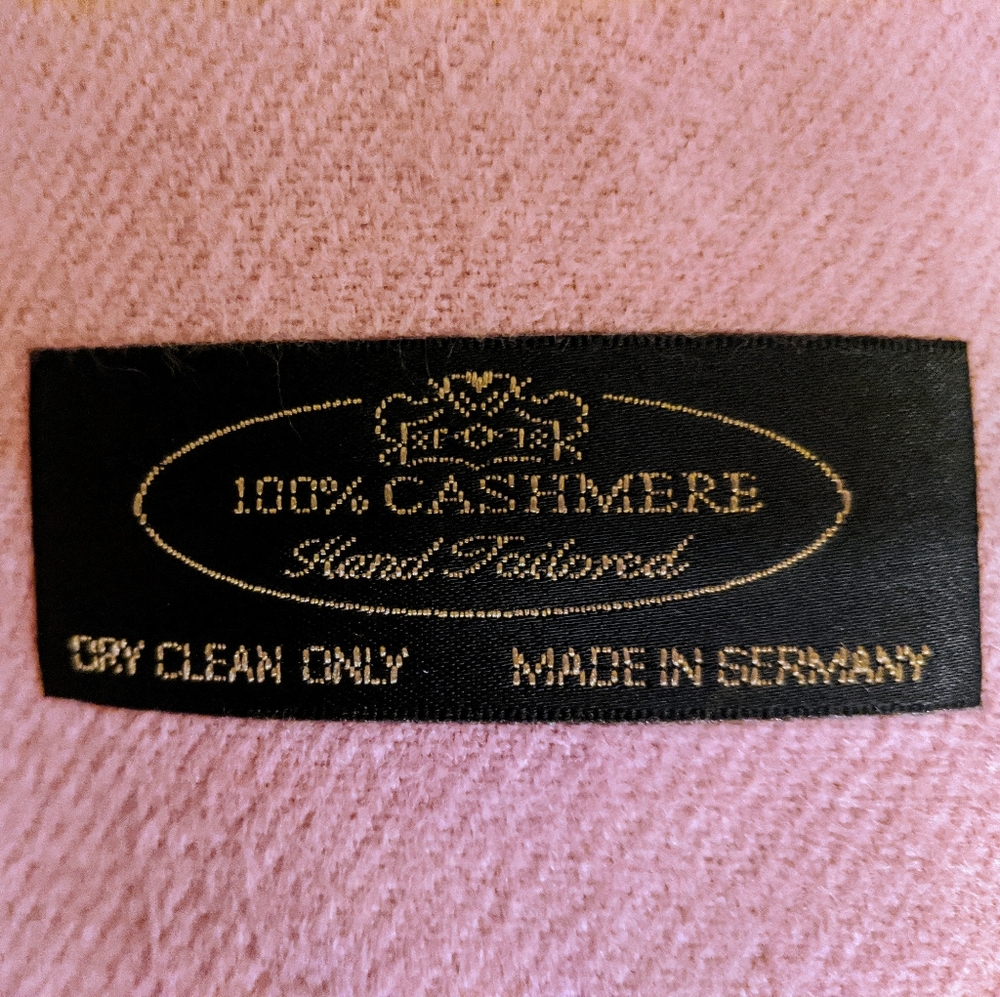 New 100% cashmere German hand tailored scarf